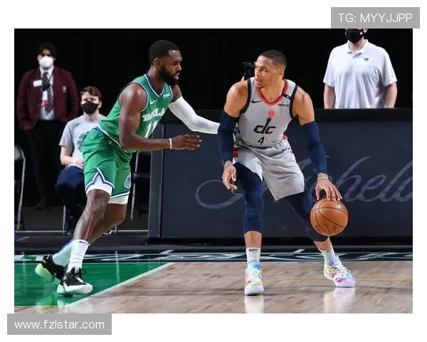 湖人大胜奇才三核85分齐发力 湖人大胜奇才三核85分齐发力